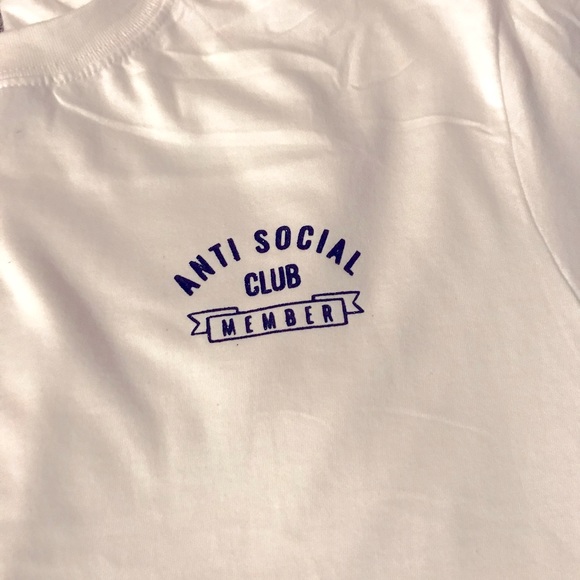 Anti-social Graphic Tee - Picture 8 of 9